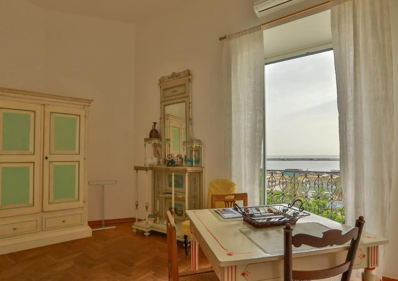 パレルモAmazing Sea View In Historic Building In Downtown By Wonderful Italyアパートメント 0*, パレルモ イタリア