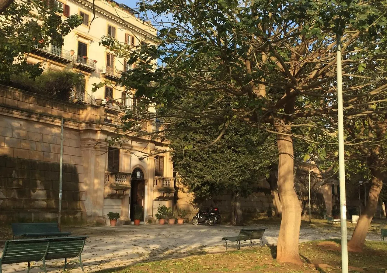 パレルモAmazing Sea View In Historic Building In Downtown By Wonderful Italyアパートメント 0*, パレルモ イタリア